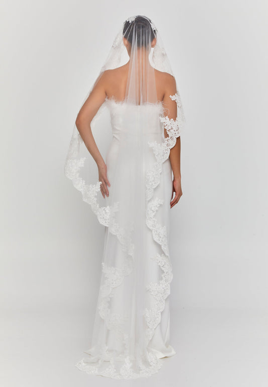 Lace Single Tier Tulle Veil (2 mt ) Unit Price: €26