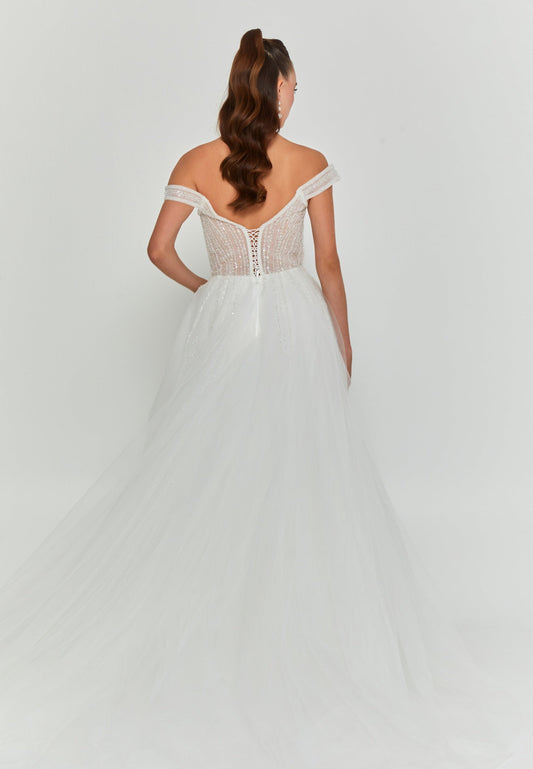Off Shoulder Maxi Tulle Regular Wedding Dress Unit Price: €290
