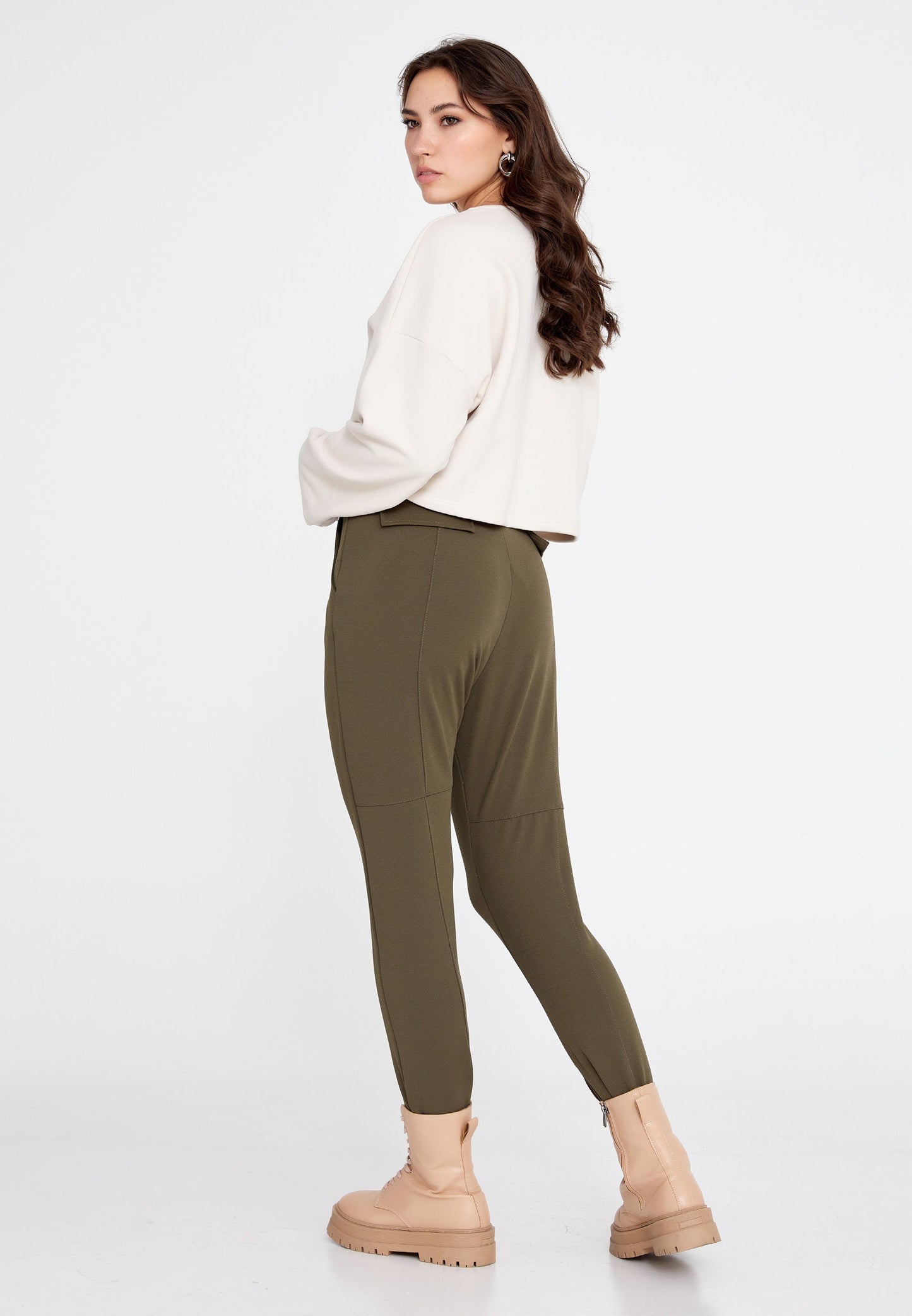 Skinny Fit Regular Pants Unit Price: €20