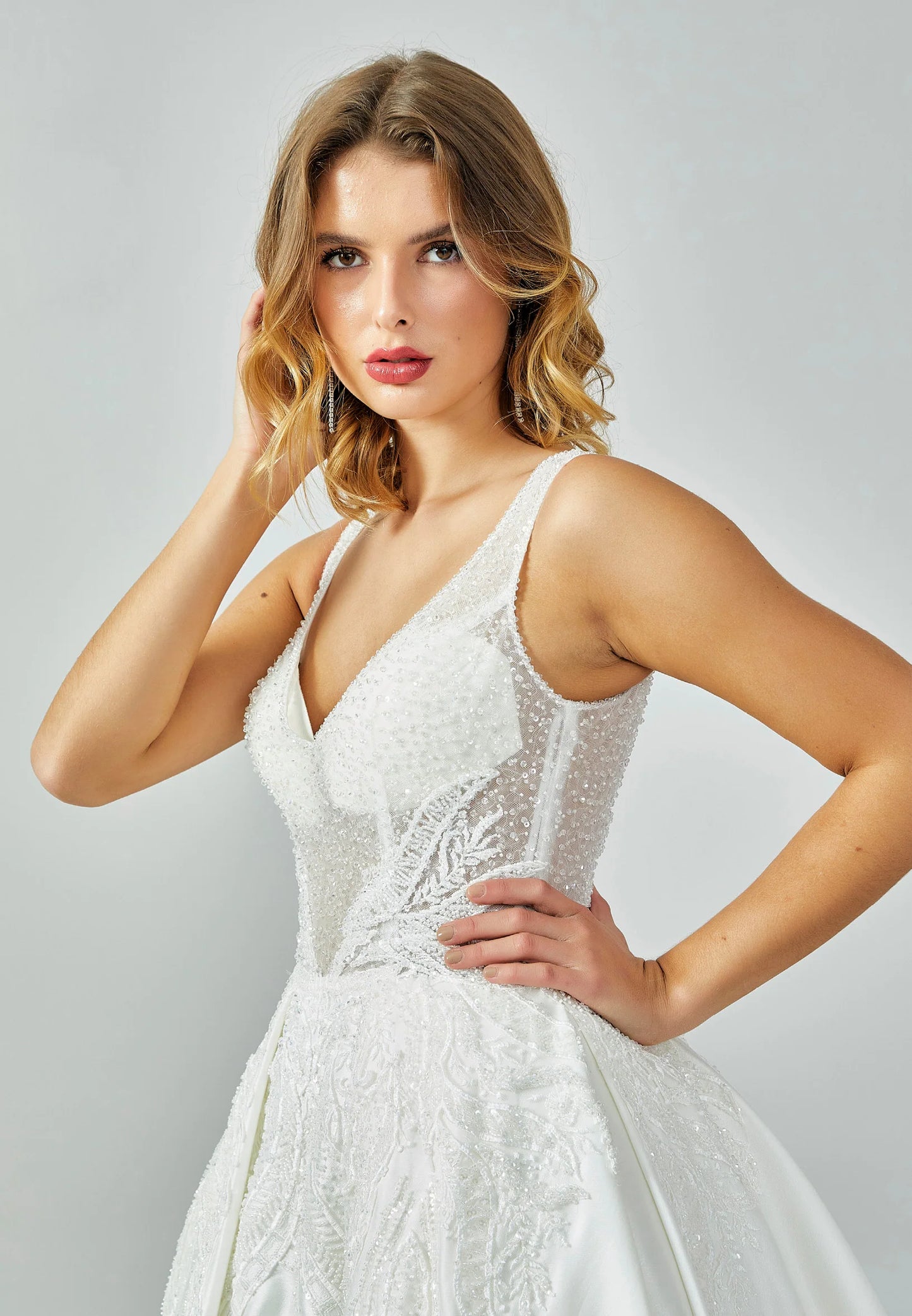 Sleeveless Maxi Satin Regular Wedding Dress Unit Price: €375