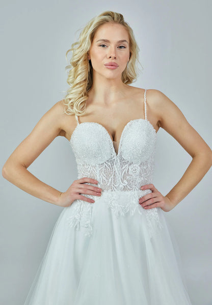 Sleeveless Maxi Tulle Regular Wedding Dress Unit Price: €190