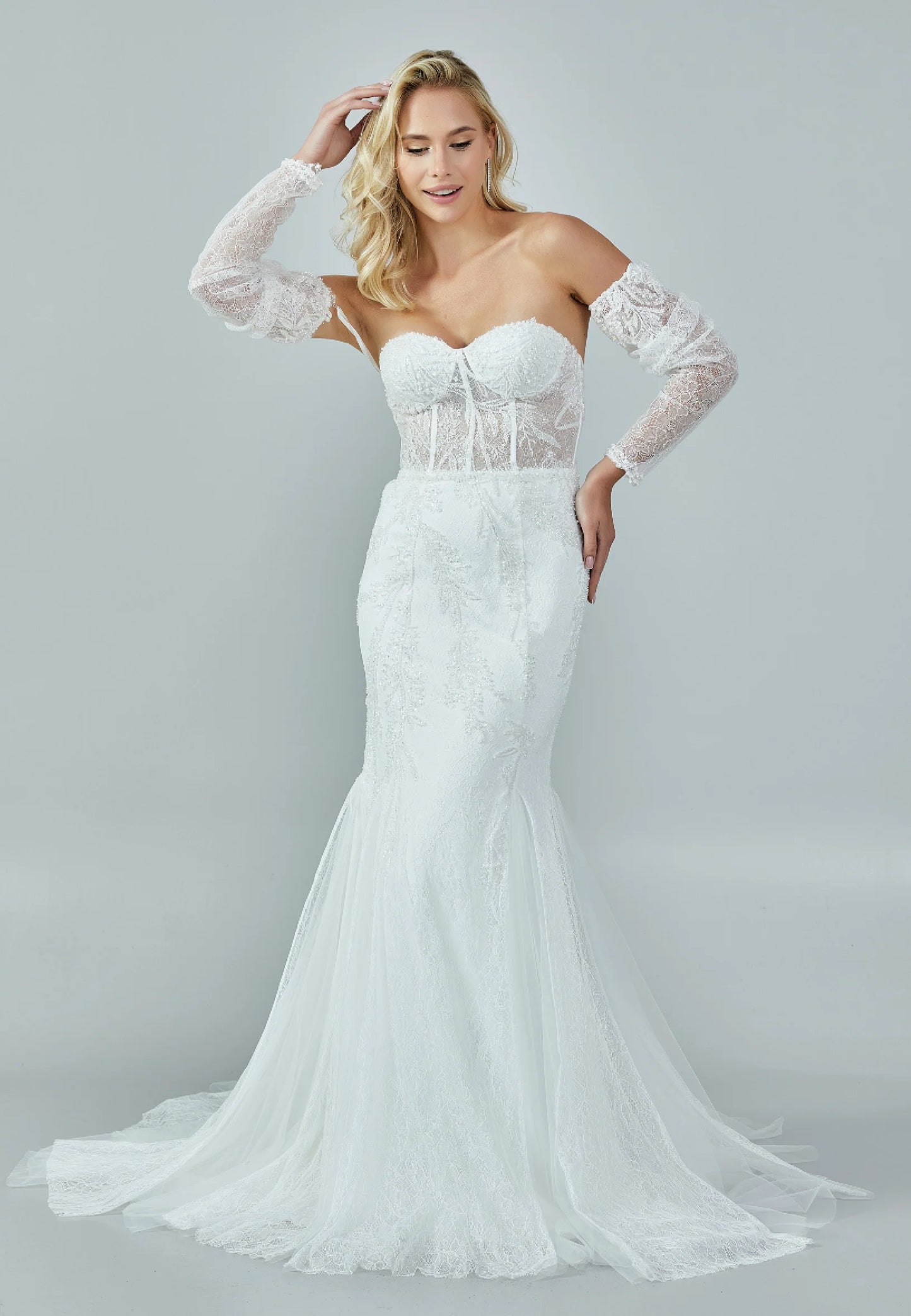 Off Shoulder Maxi Tulle Regular Wedding Dress Unit Price: €480
