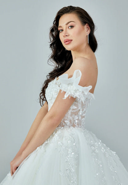 Off Shoulder Maxi Tulle Regular Wedding Dress Unit Price: €645