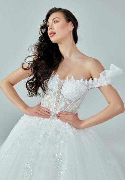 Off Shoulder Maxi Tulle Regular Wedding Dress Unit Price: €645