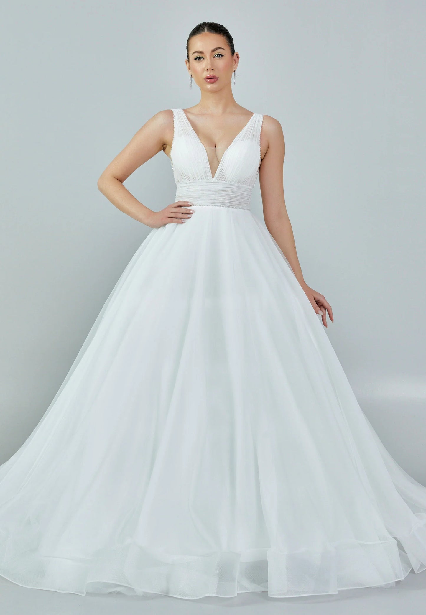 Sleeveless Maxi Tulle Regular Wedding Dress Unit Price: €325