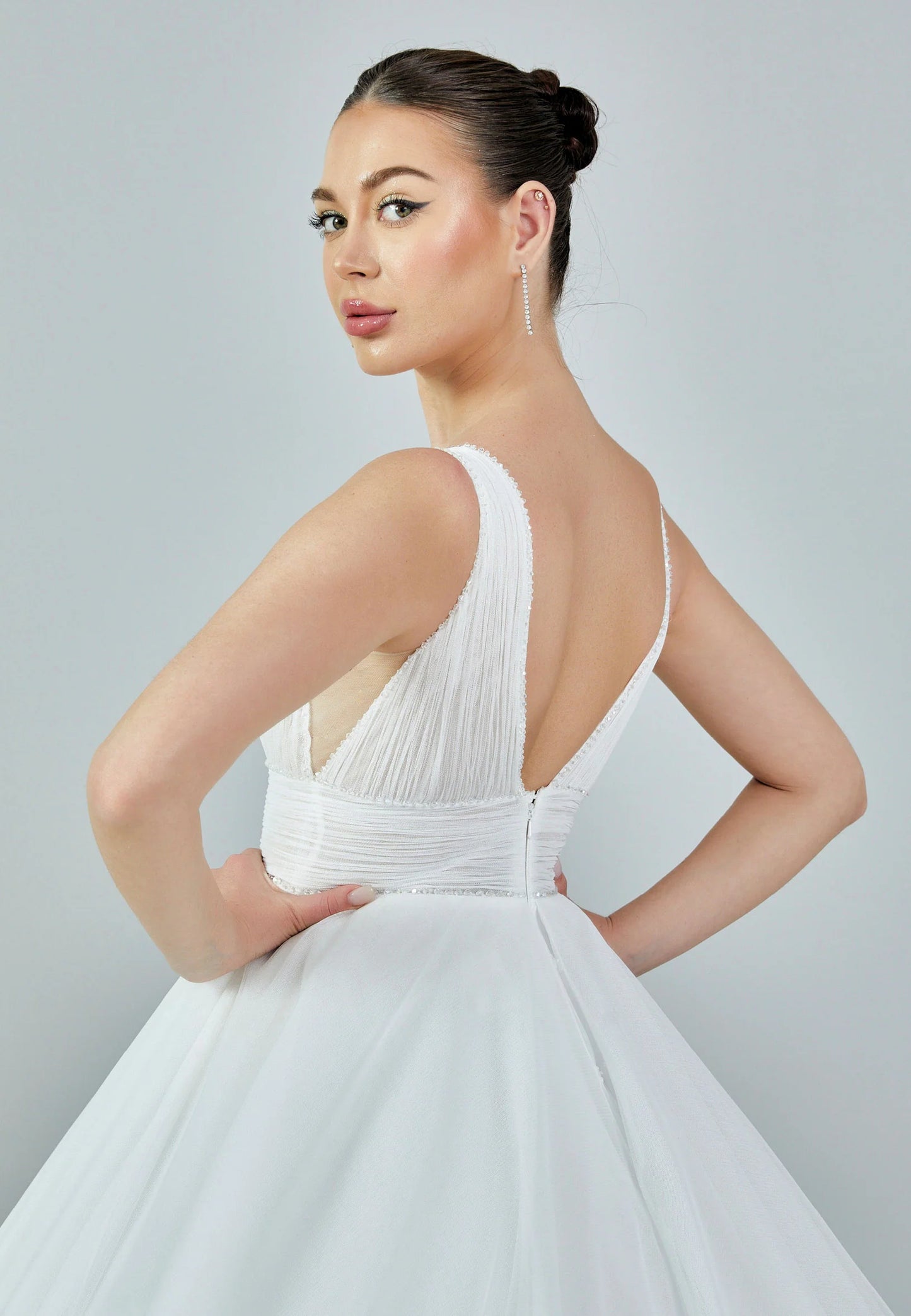 Sleeveless Maxi Tulle Regular Wedding Dress Unit Price: €325