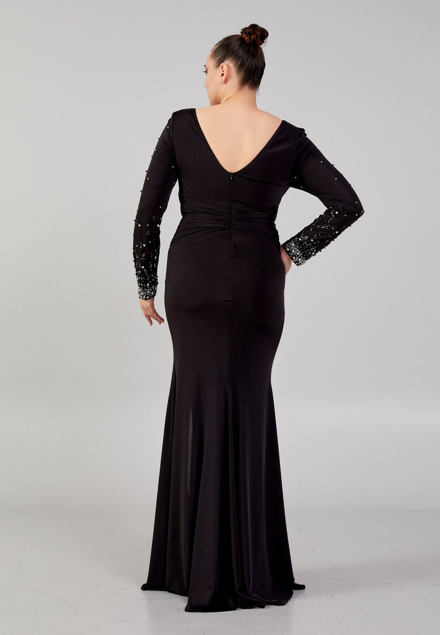 Long Sleeve Maxi Chiffon Column Plus Size Wedding Guest Dress Unit Price: €42