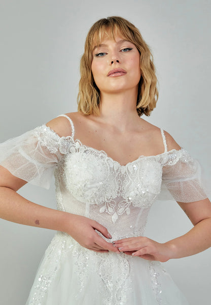 Off Shoulder Maxi Tulle Regular Wedding Dress Unit Price: €190