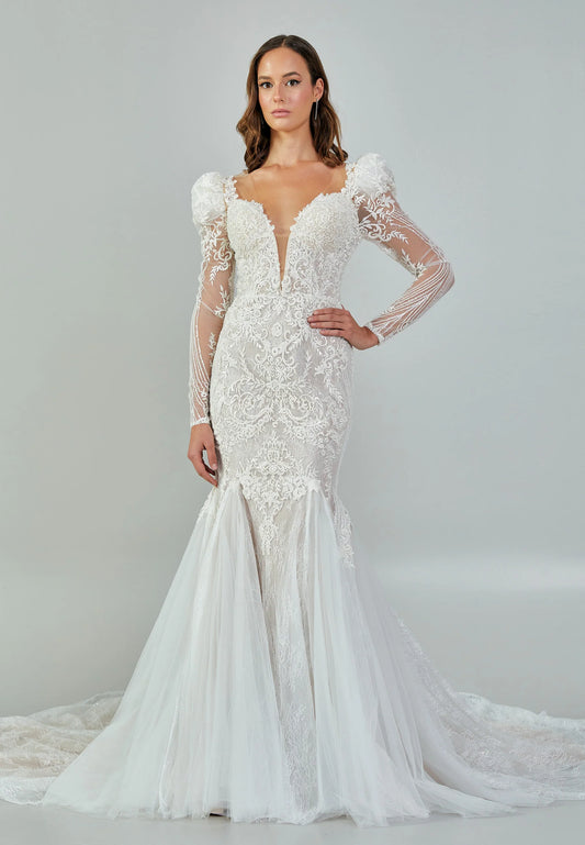 Long Sleeve Maxi Tulle Regular Wedding Dress Unit Price: €480