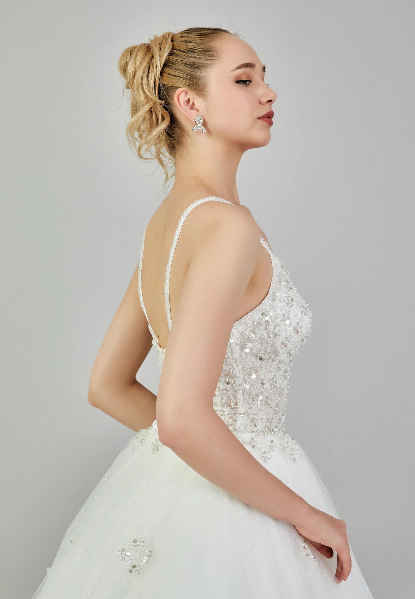 Sleeveless Maxi Tulle Regular Wedding Dress Unit Price: €230