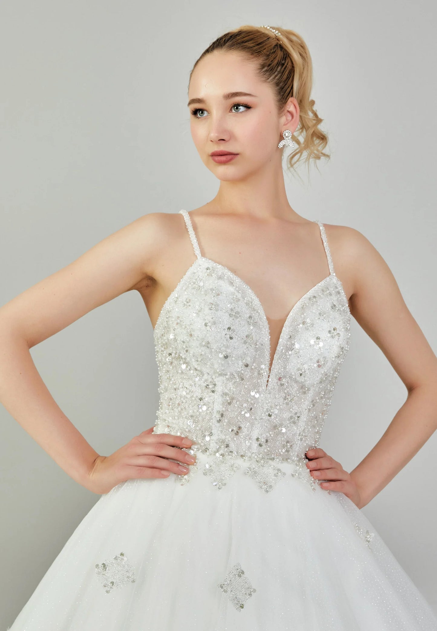 Sleeveless Maxi Tulle Regular Wedding Dress Unit Price: €230