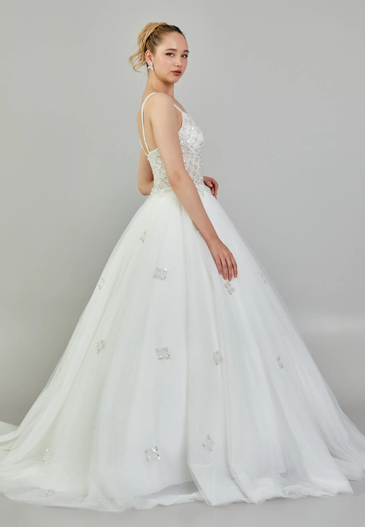 Sleeveless Maxi Tulle Regular Wedding Dress Unit Price: €230