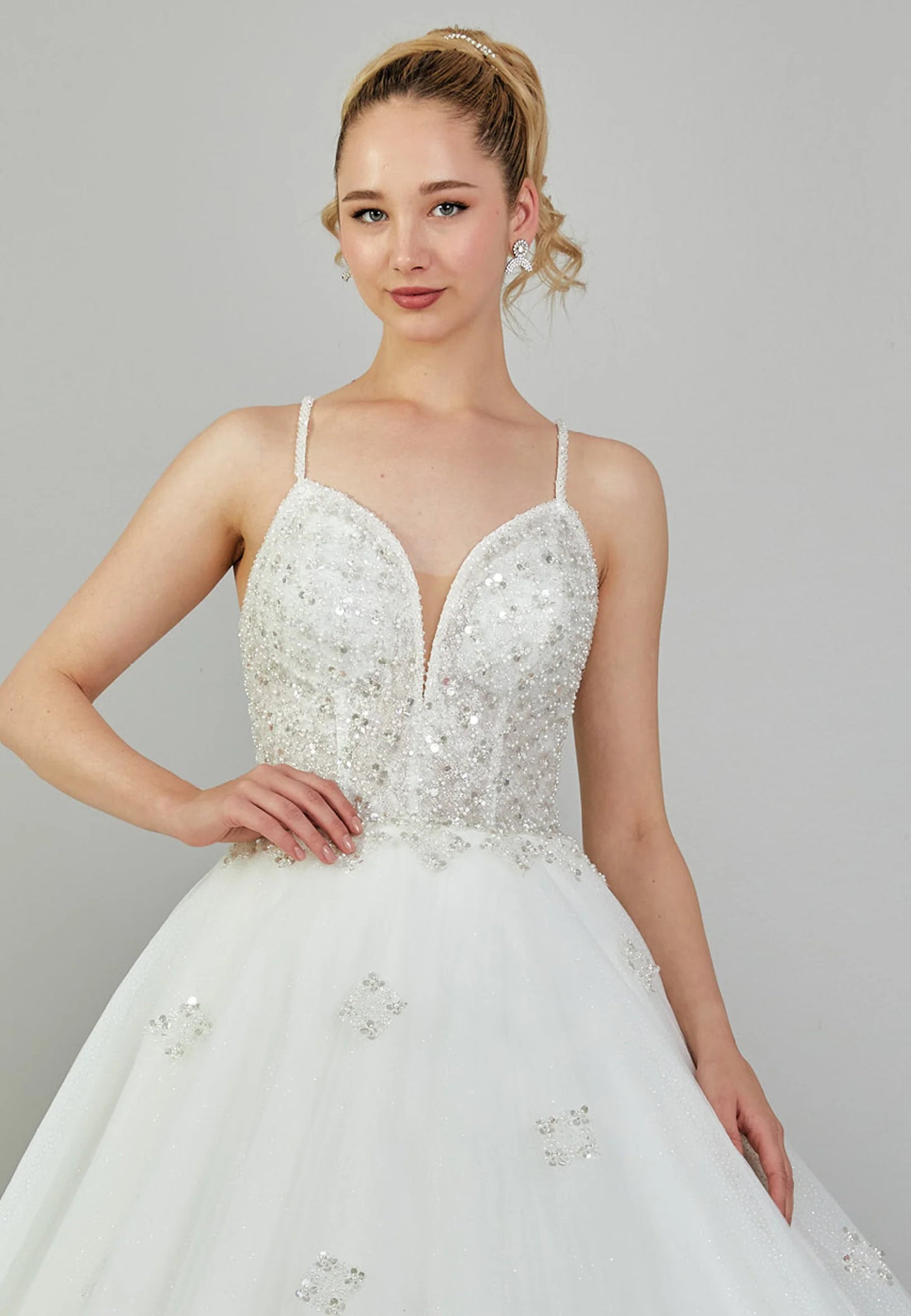 Sleeveless Maxi Tulle Regular Wedding Dress Unit Price: €230