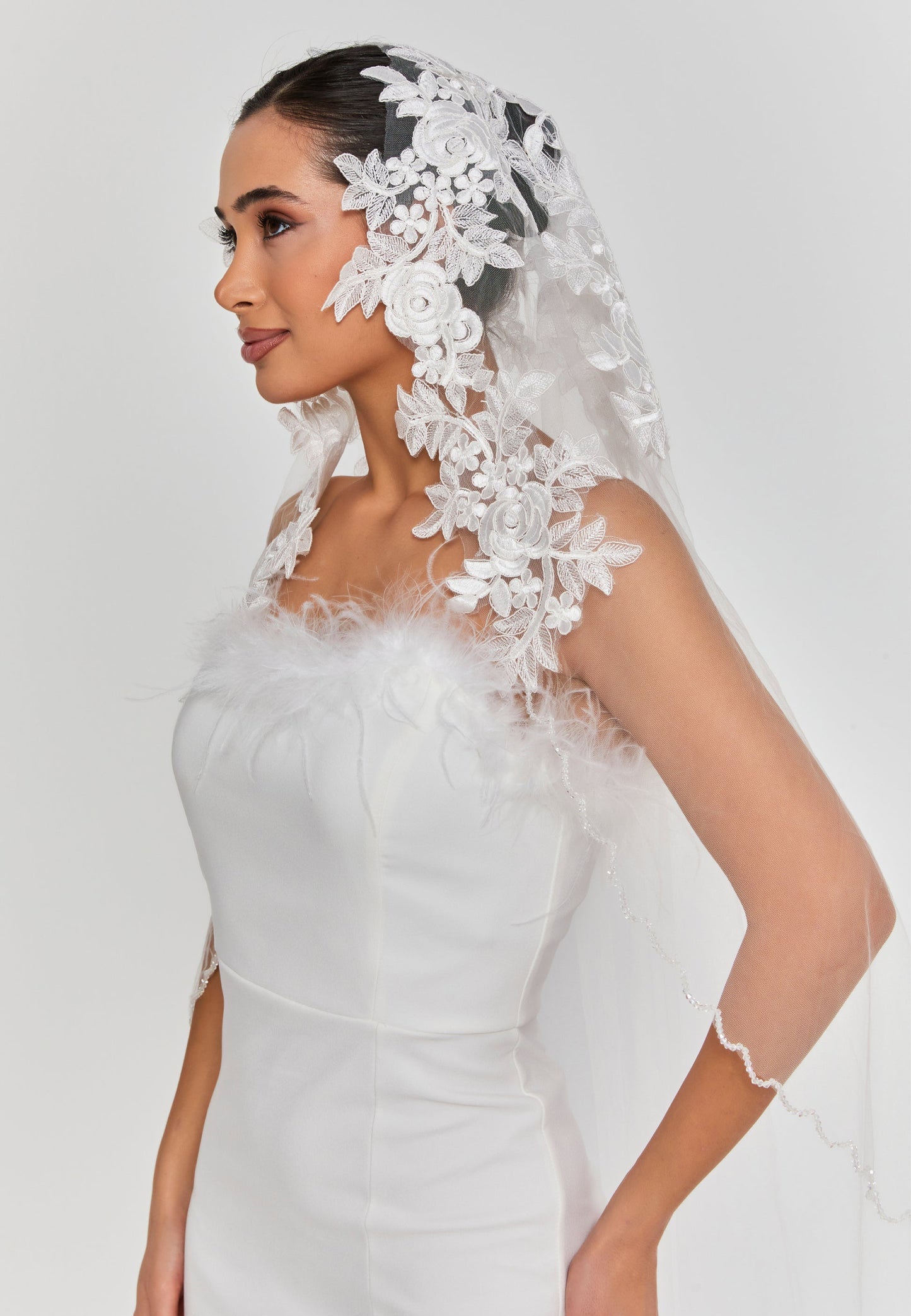 Floral Single Tier Tulle Veil ( 3*1,5 mt ) Unit Price: €28
