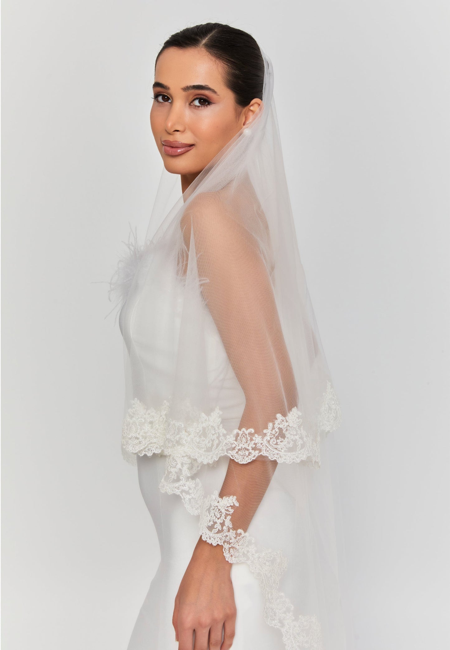 Lace Double Tier Tulle Veil (2mt-n) Unit Price: €20