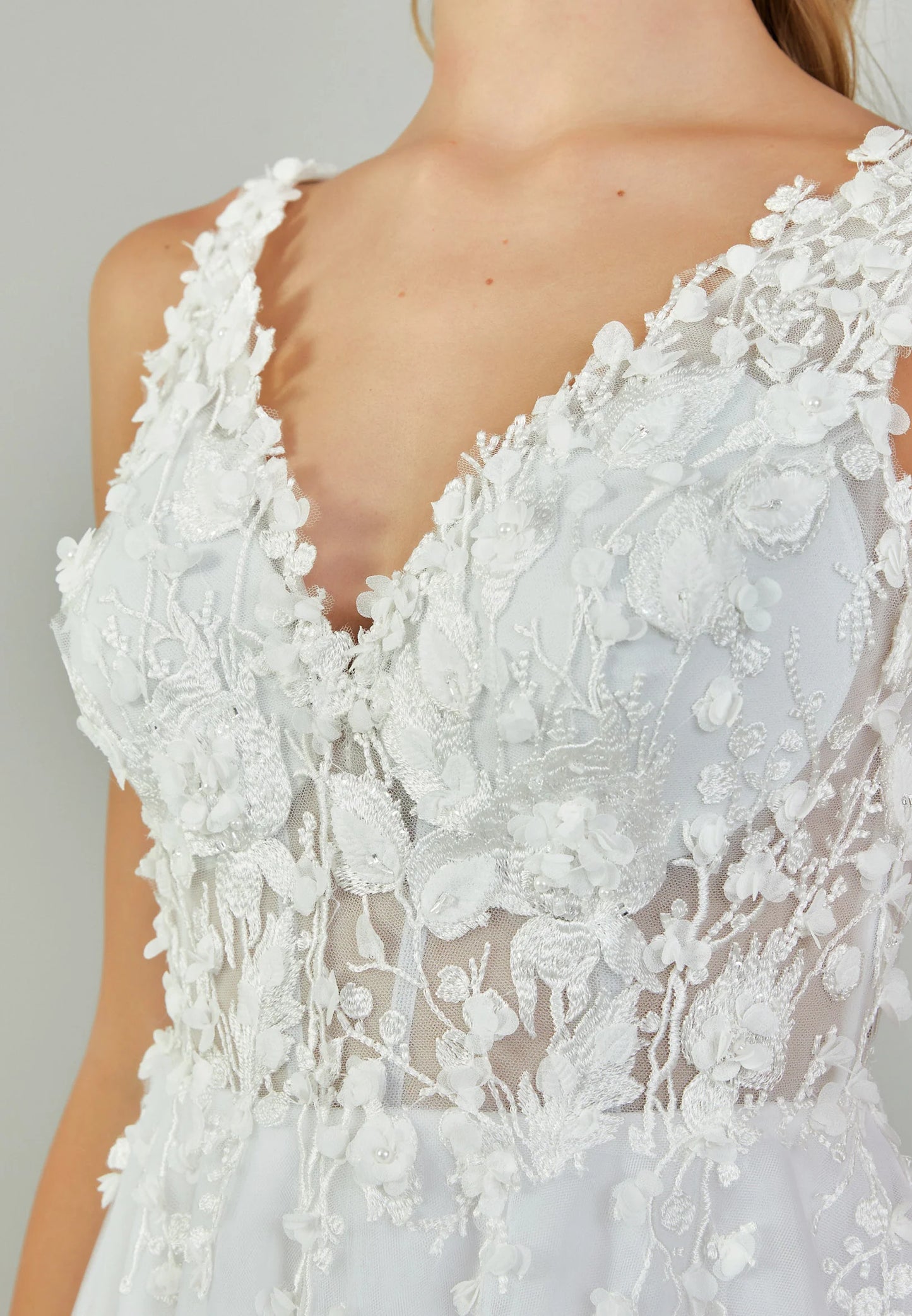 Sleeveless Maxi Tulle Regular Wedding Dress Unit Price: €420