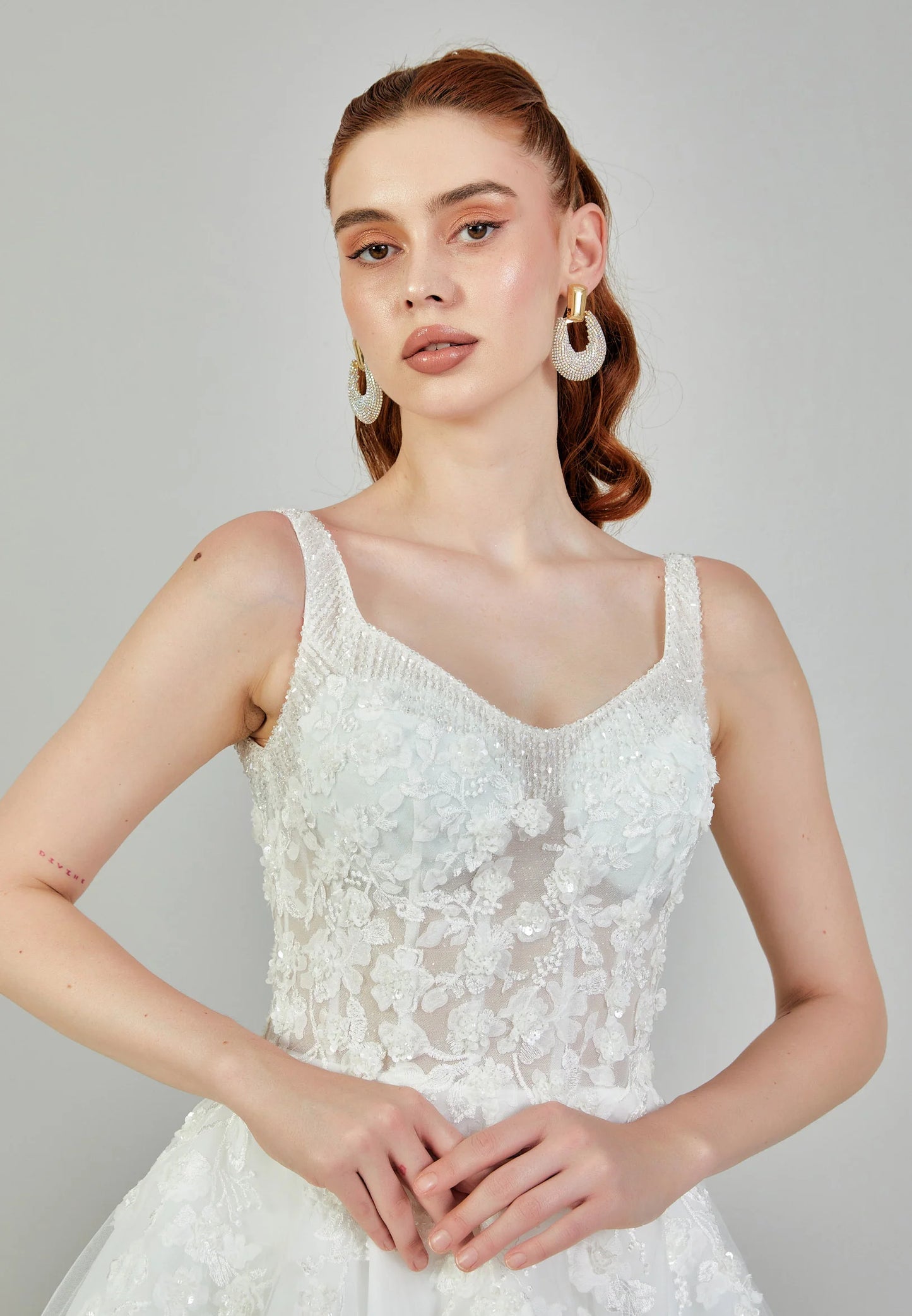 Sleeveless Maxi Tulle Regular Wedding Dress Unit Price: €240