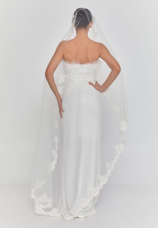Lace Single Tier Tulle Veil (1,80 mt) Unit Price: €36