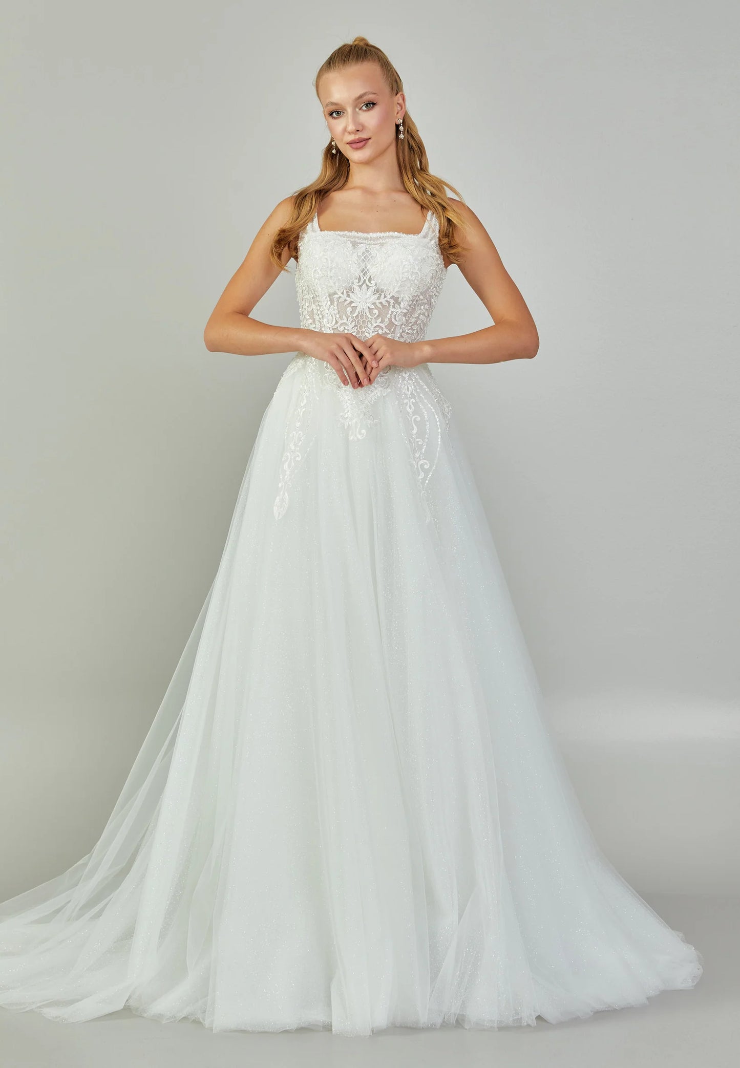 Sleeveless Maxi Tulle Regular Wedding Dress Unit Price: €240