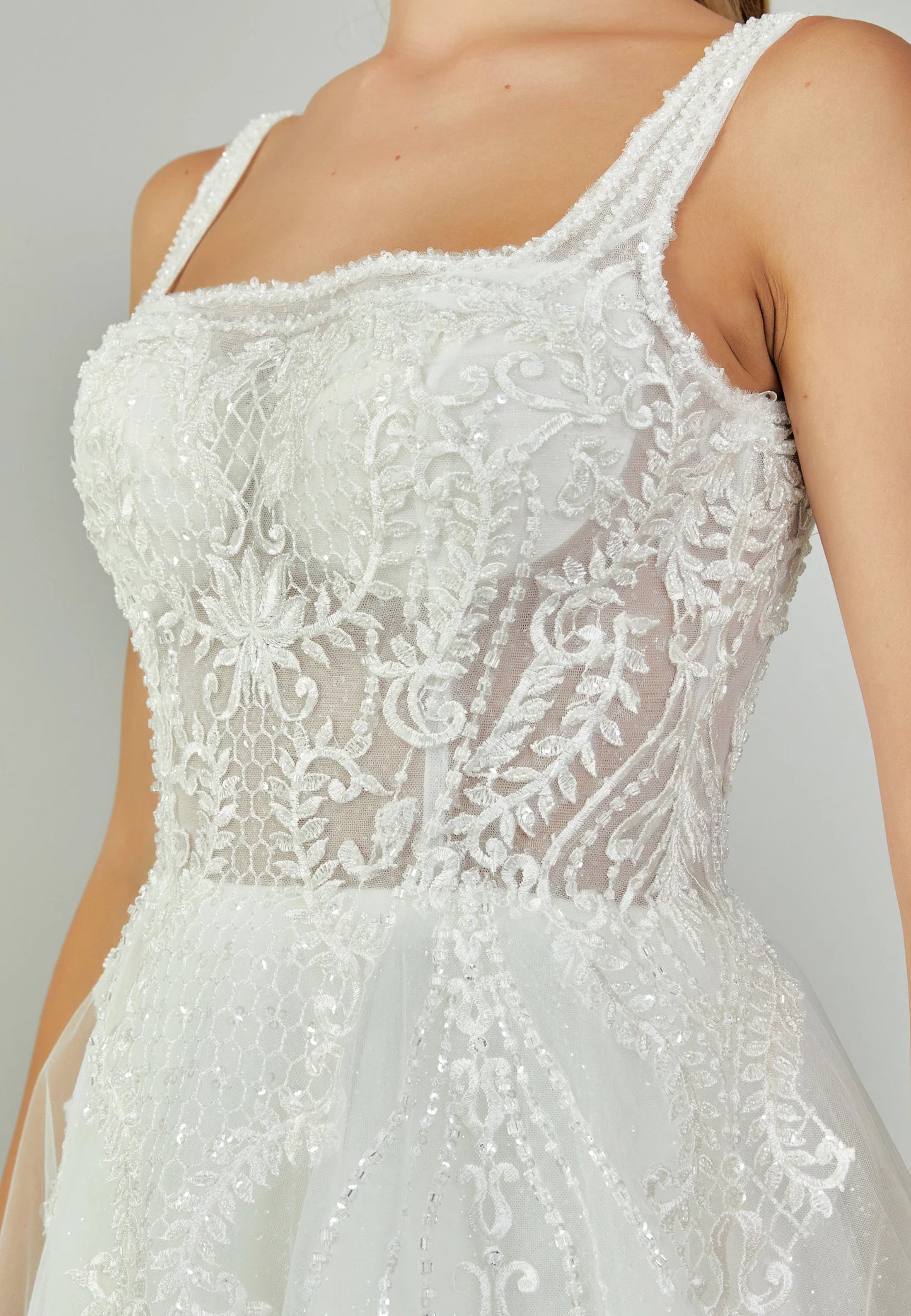 Sleeveless Maxi Tulle Regular Wedding Dress Unit Price: €240