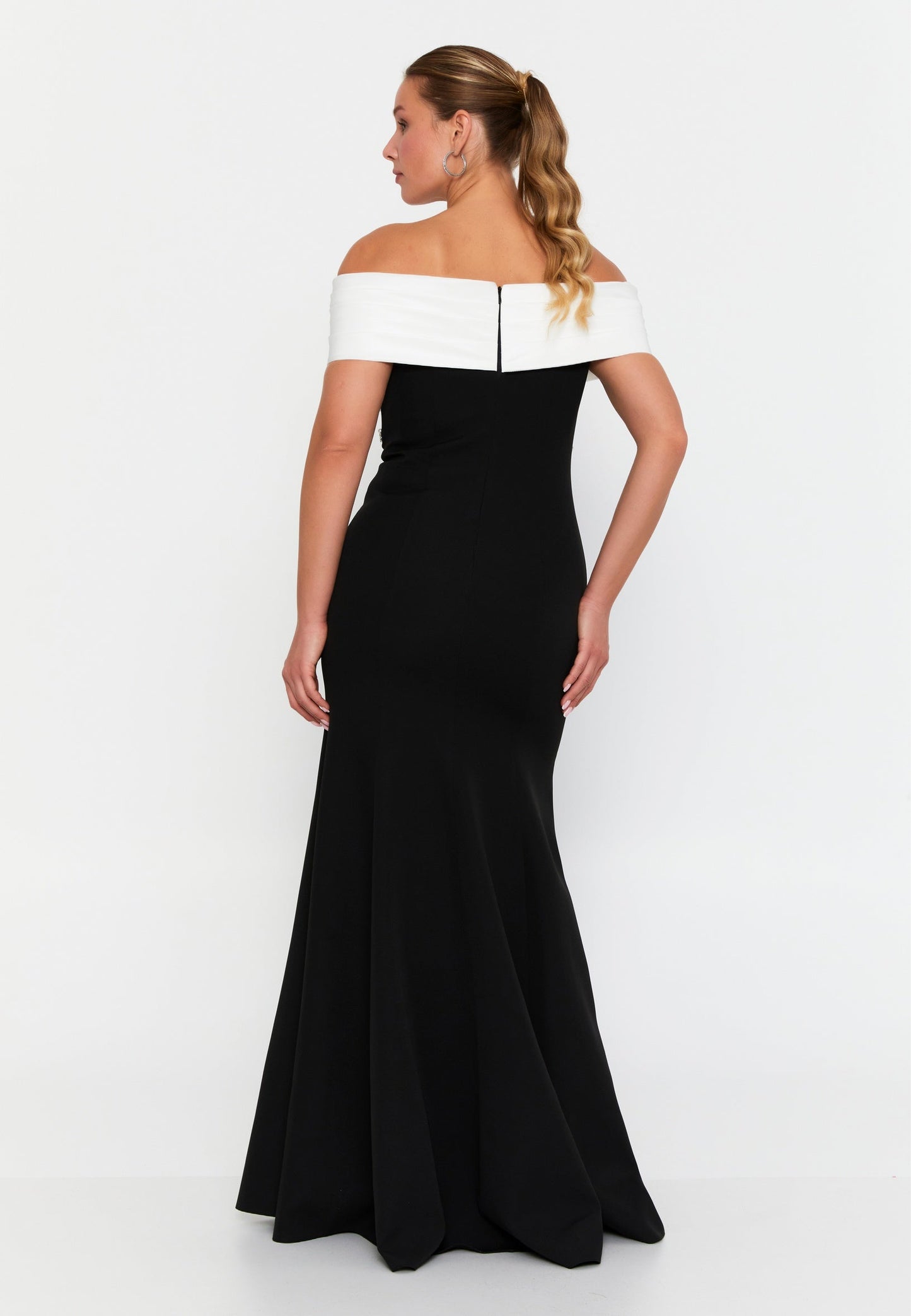 Off Shoulder Maxi Crepe Mermaid Plus Size Wedding Guest Dress Unit Price: €60