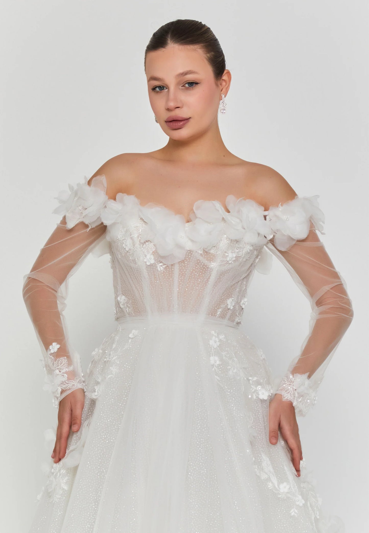 Off Shoulder Maxi Tulle Regular Wedding Dress Unit Price: €300