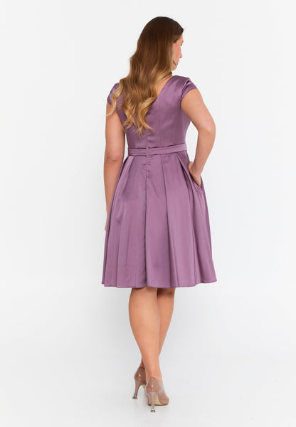 Short Sleeve Mini Satin Column Plus Size Evening Dress Unit Price: €31