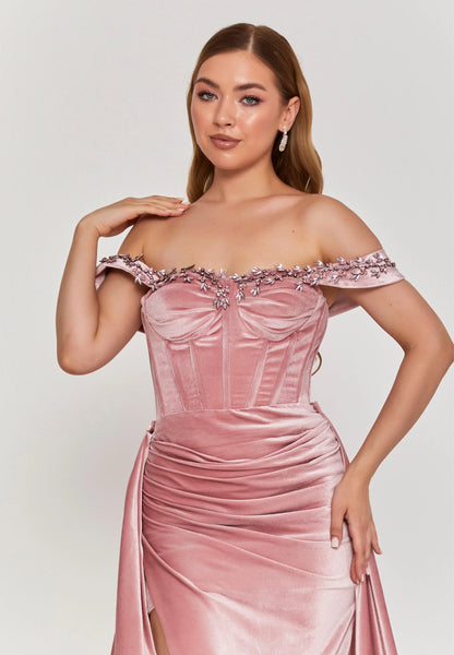 Off Shoulder Maxi Velvet Regular Engagement Dress Unit Price: €590