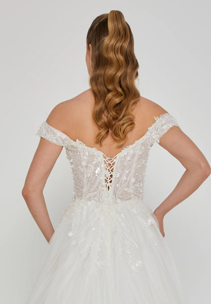 Off Shoulder Maxi Tulle Regular Wedding Dress Unit Price: €300