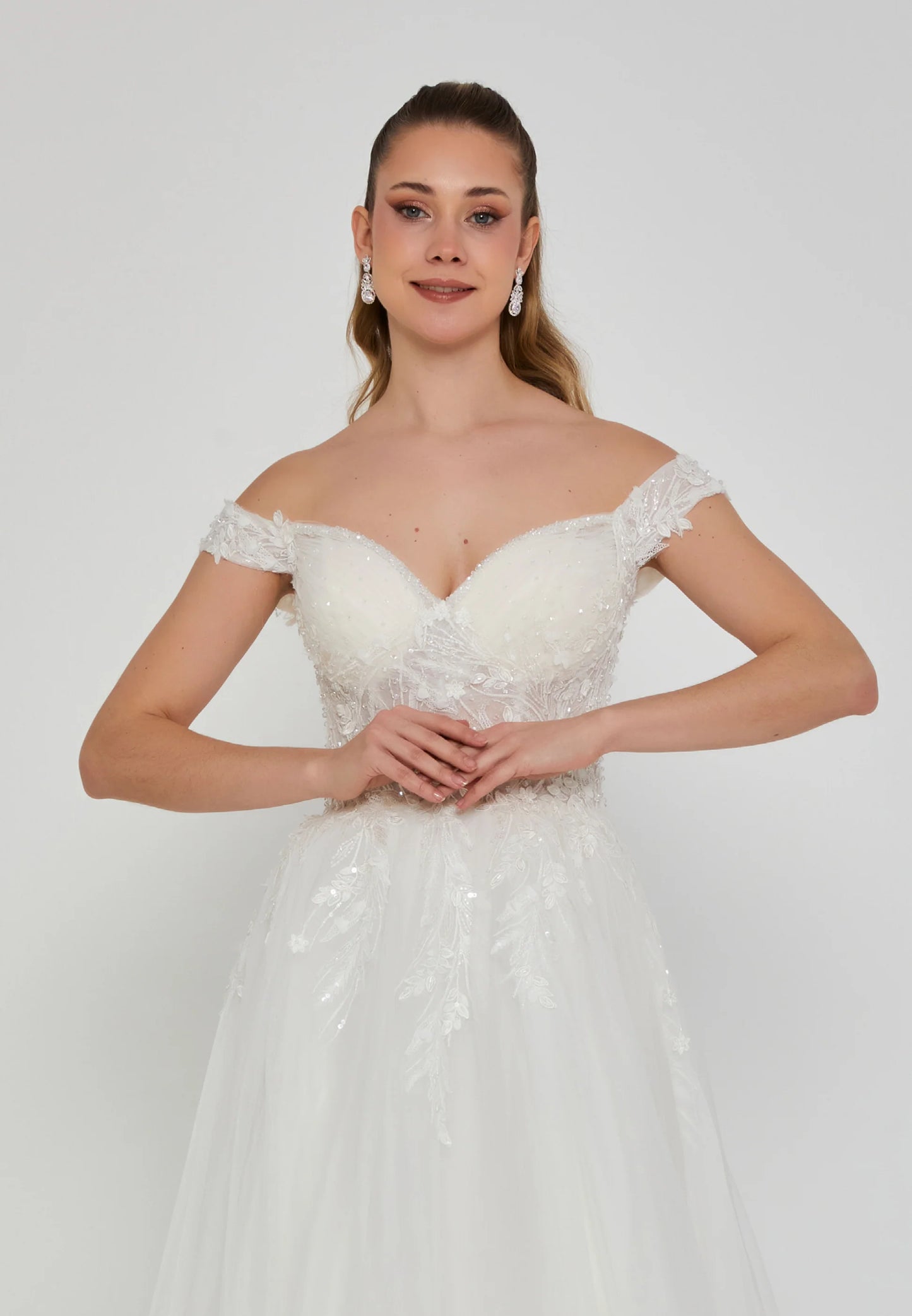 Off Shoulder Maxi Tulle Regular Wedding Dress Unit Price: €300