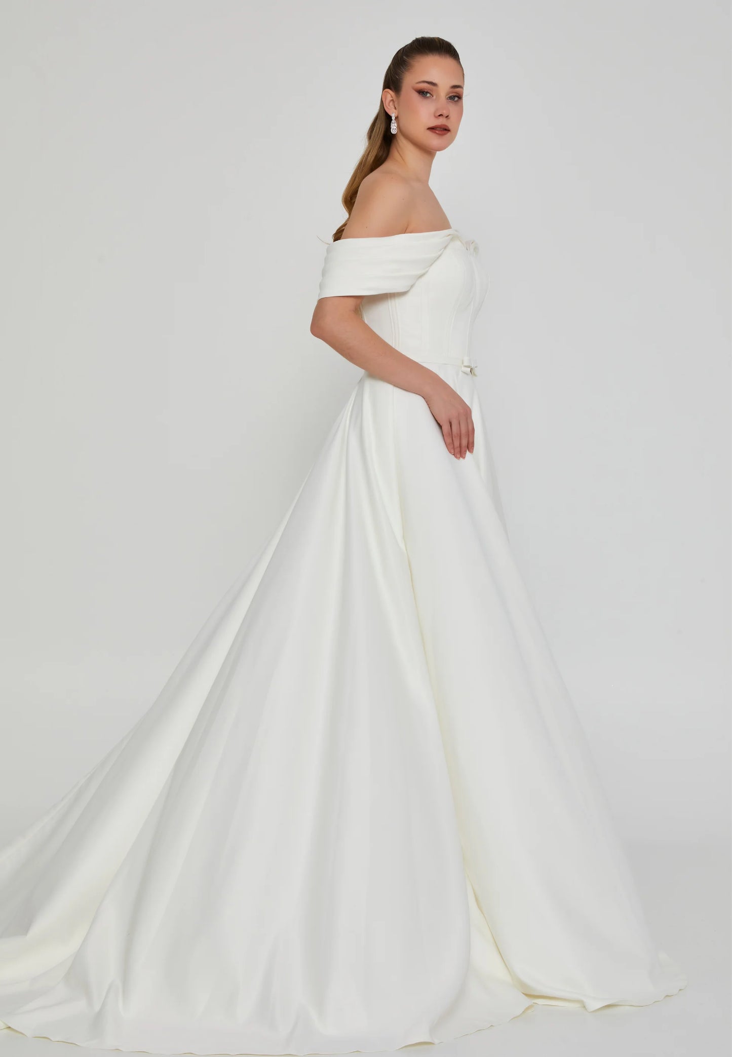 Off Shoulder Maxi Polyester Regular Wedding Dress Unit Price: €270