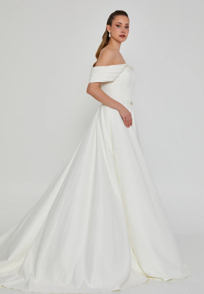 Off Shoulder Maxi Polyester Regular Wedding Dress Unit Price: €270