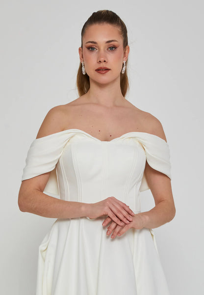 Off Shoulder Maxi Polyester Regular Wedding Dress Unit Price: €270