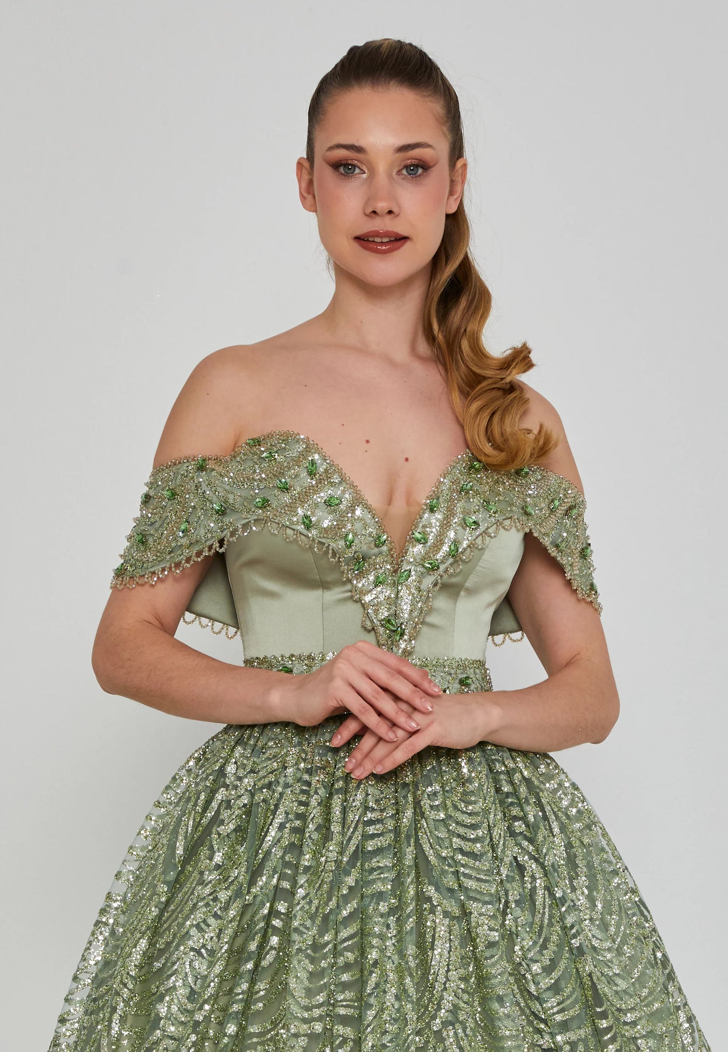 Off Shoulder Maxi Tulle Regular Engagement Dress Unit Price: €250