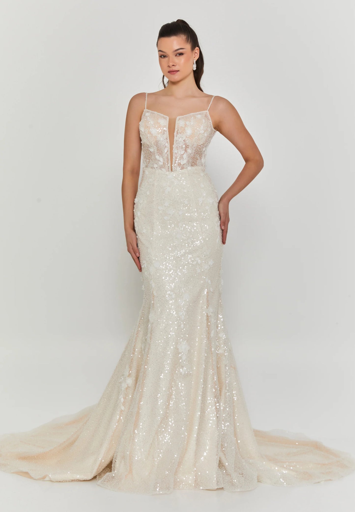 Sleeveless Maxi Tulle Regular Wedding Dress Unit Price: €590