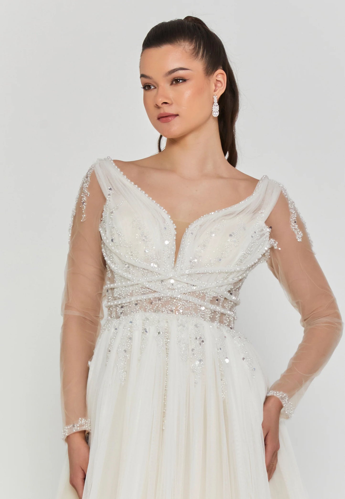 Long Sleeve Maxi Tulle Regular Wedding Dress Unit Price: €440