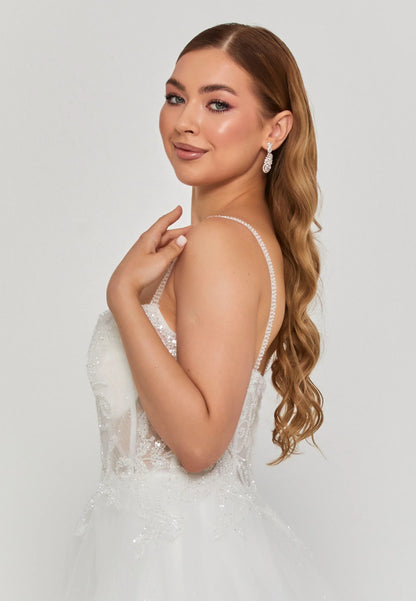 Sleeveless Maxi Tulle Regular Wedding Dress Unit Price: €240