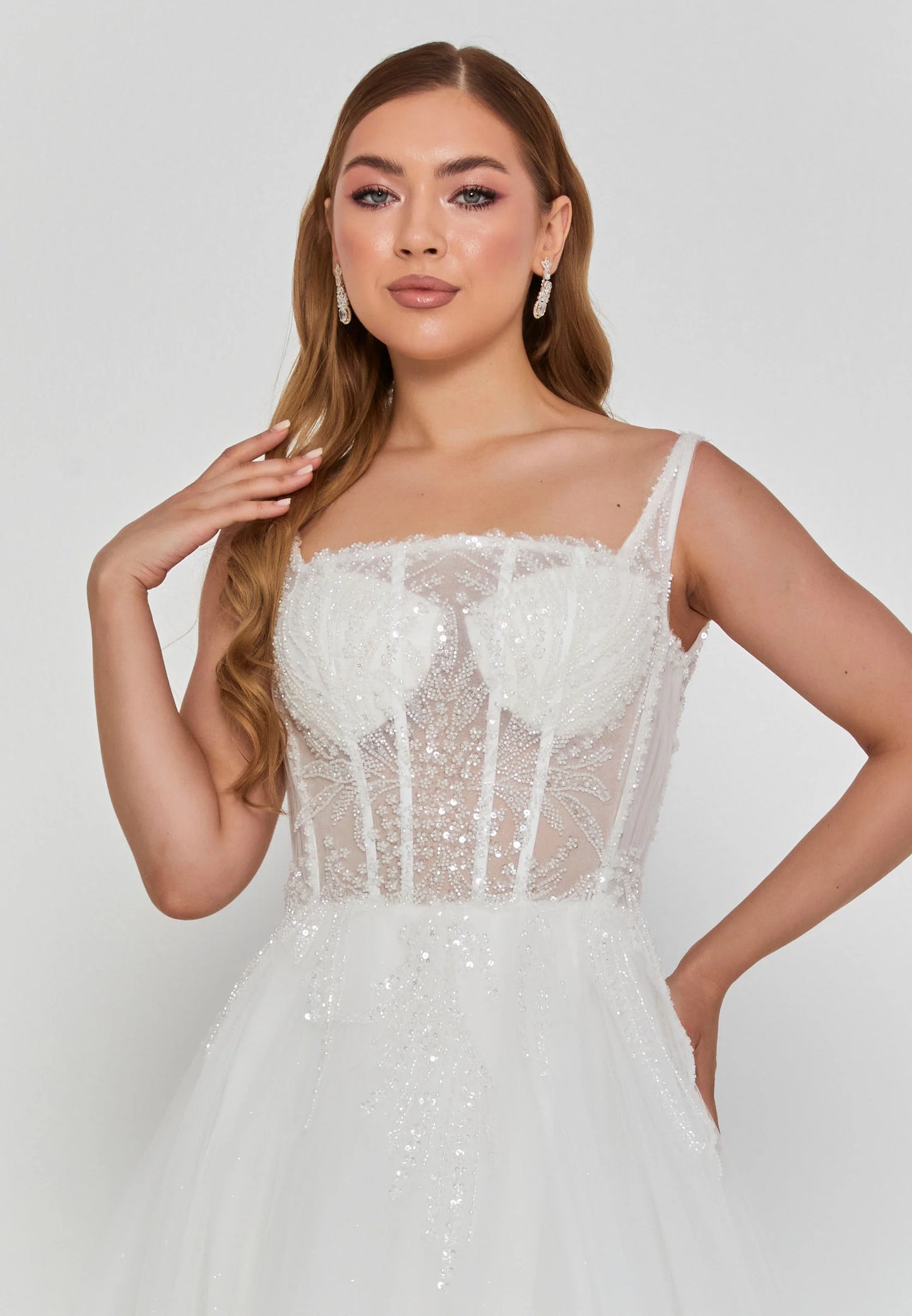 Sleeveless Maxi Tulle Regular Wedding Dress Unit Price: €265