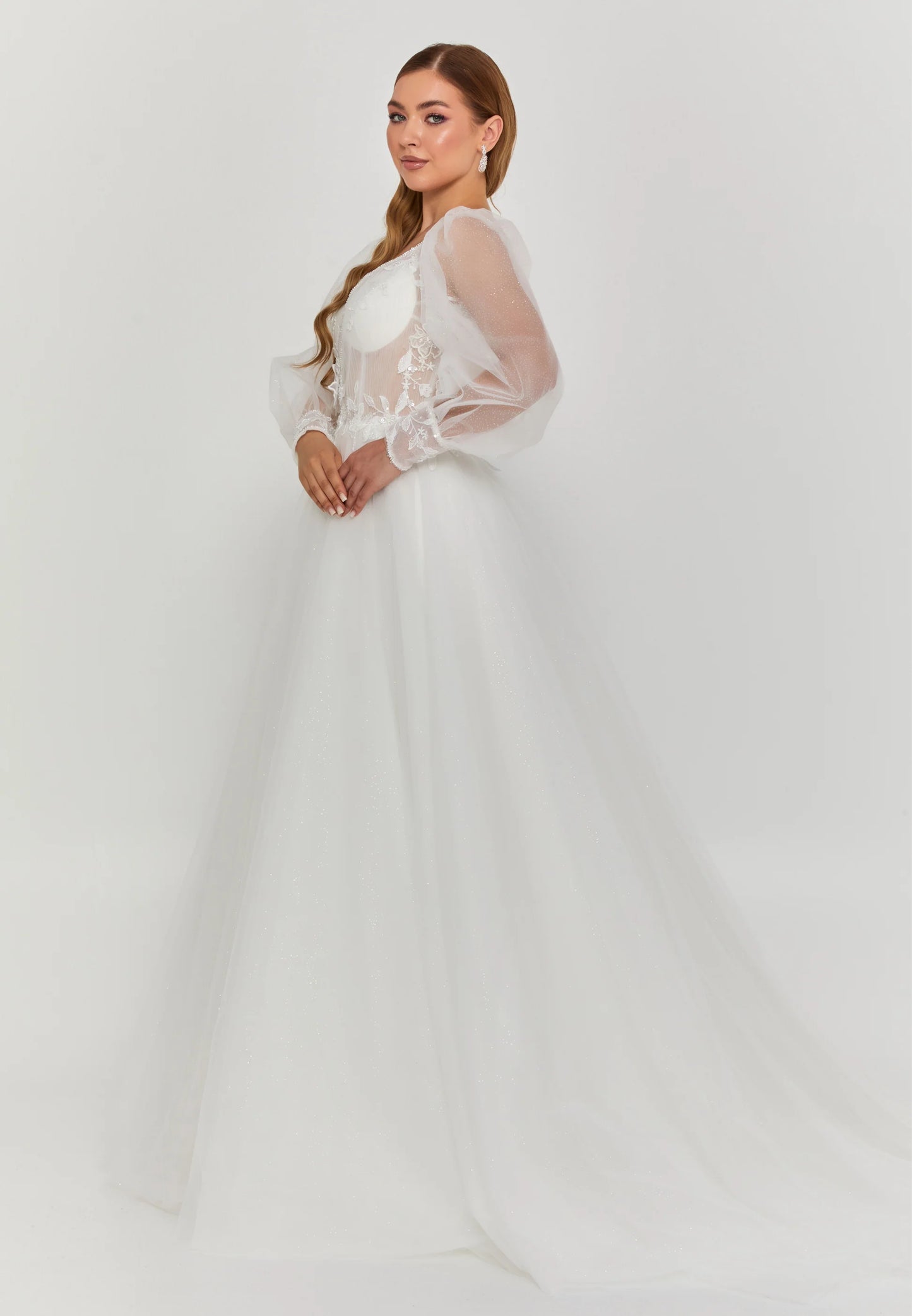 Long Sleeve Maxi Tulle Regular Wedding Dress Unit Price: €265