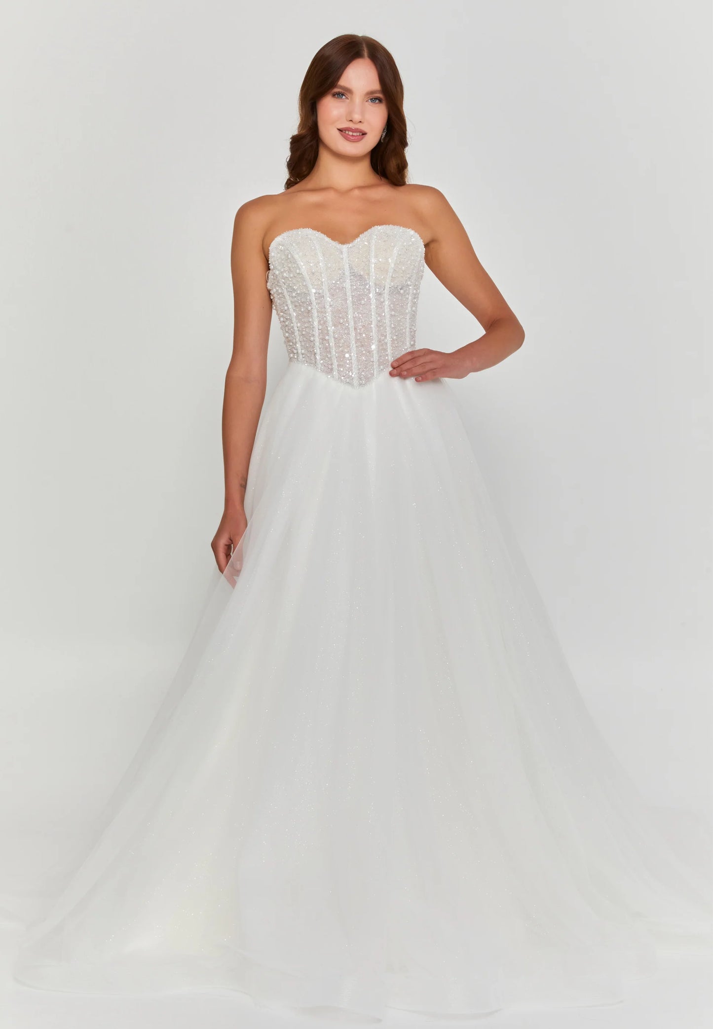 Strapless Maxi Tulle Regular Wedding Dress Unit Price: €390