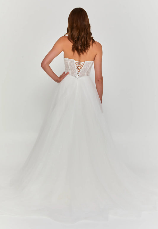 Strapless Maxi Tulle Regular Wedding Dress Unit Price: €390