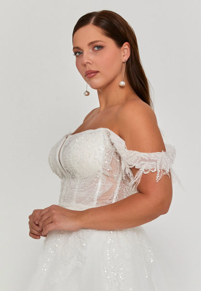 Off Shoulder Maxi Tulle Plus Size Wedding Dress Unit Price: €350