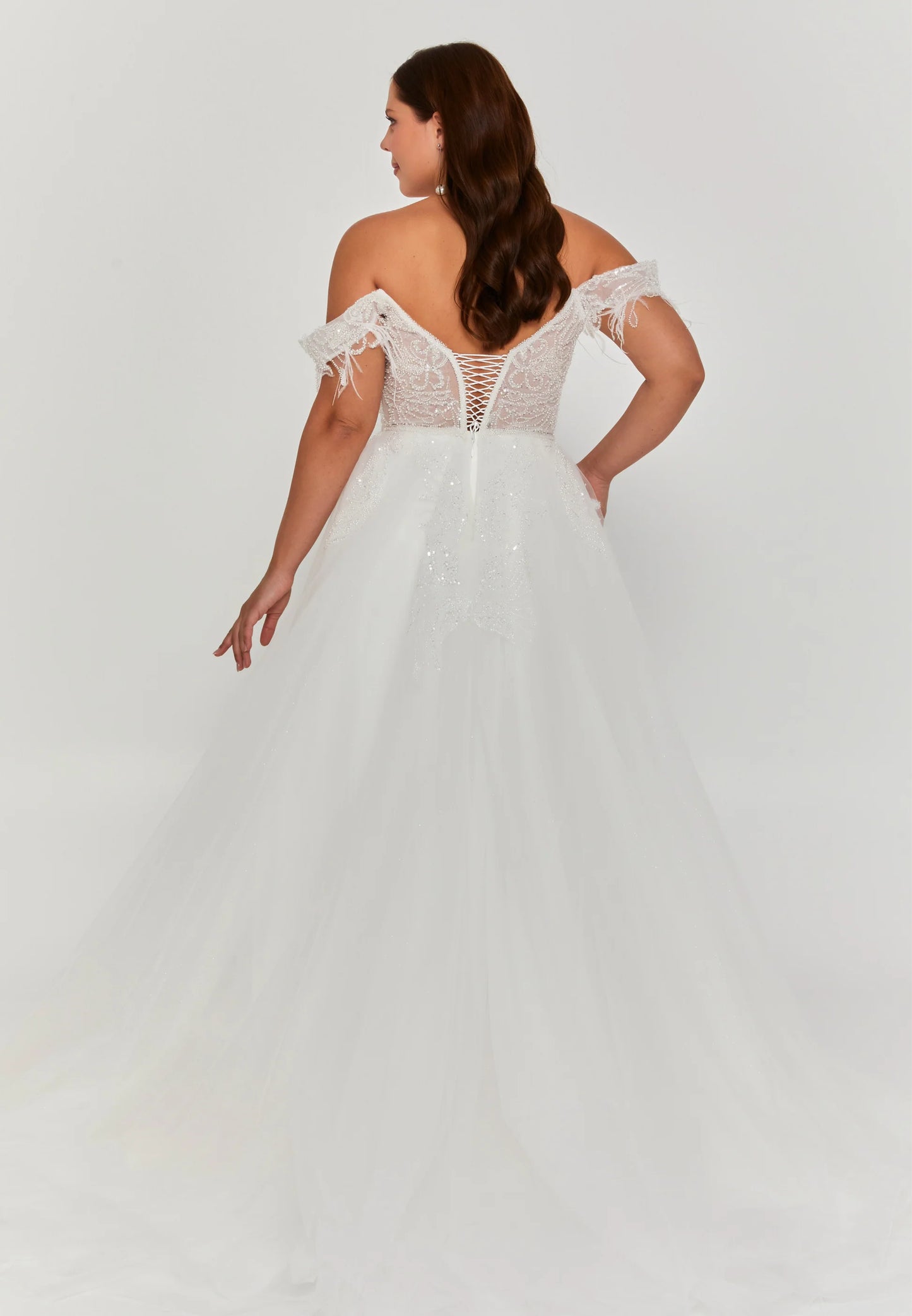 Off Shoulder Maxi Tulle Plus Size Wedding Dress Unit Price: €350