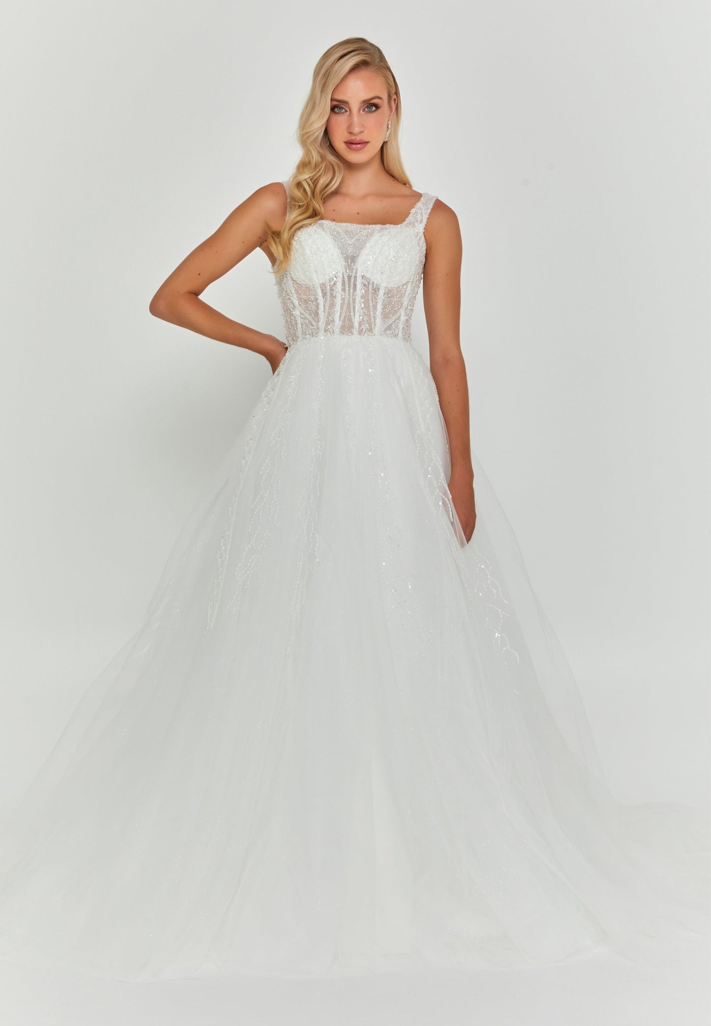 Sleeveless Maxi Tulle Regular Wedding Dress Unit Price: €195