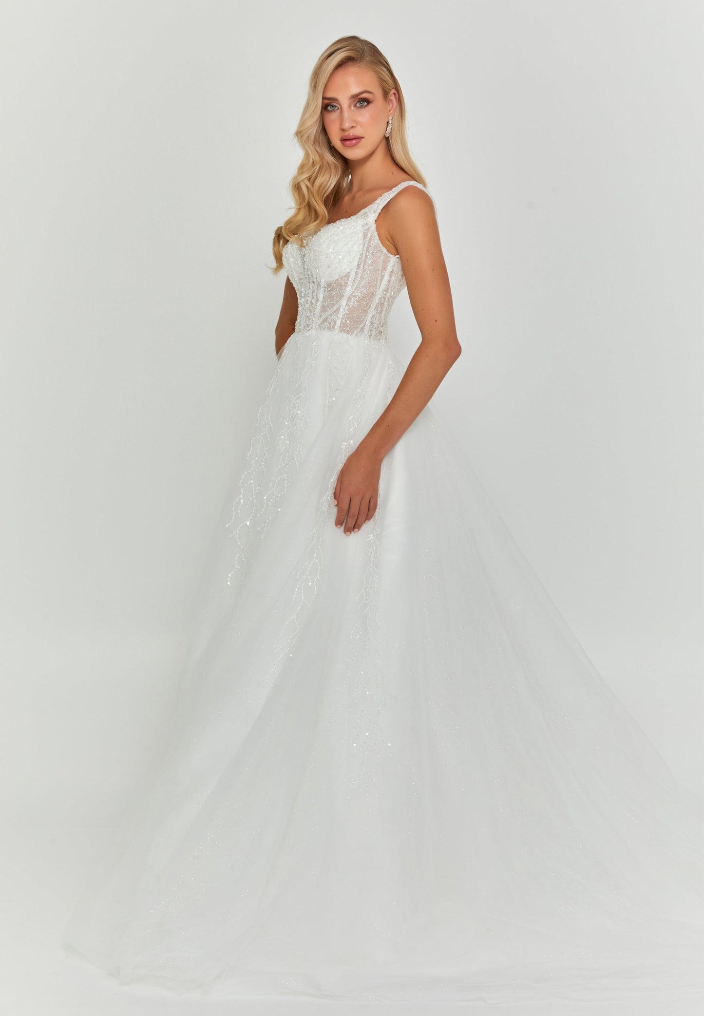 Sleeveless Maxi Tulle Regular Wedding Dress Unit Price: €195