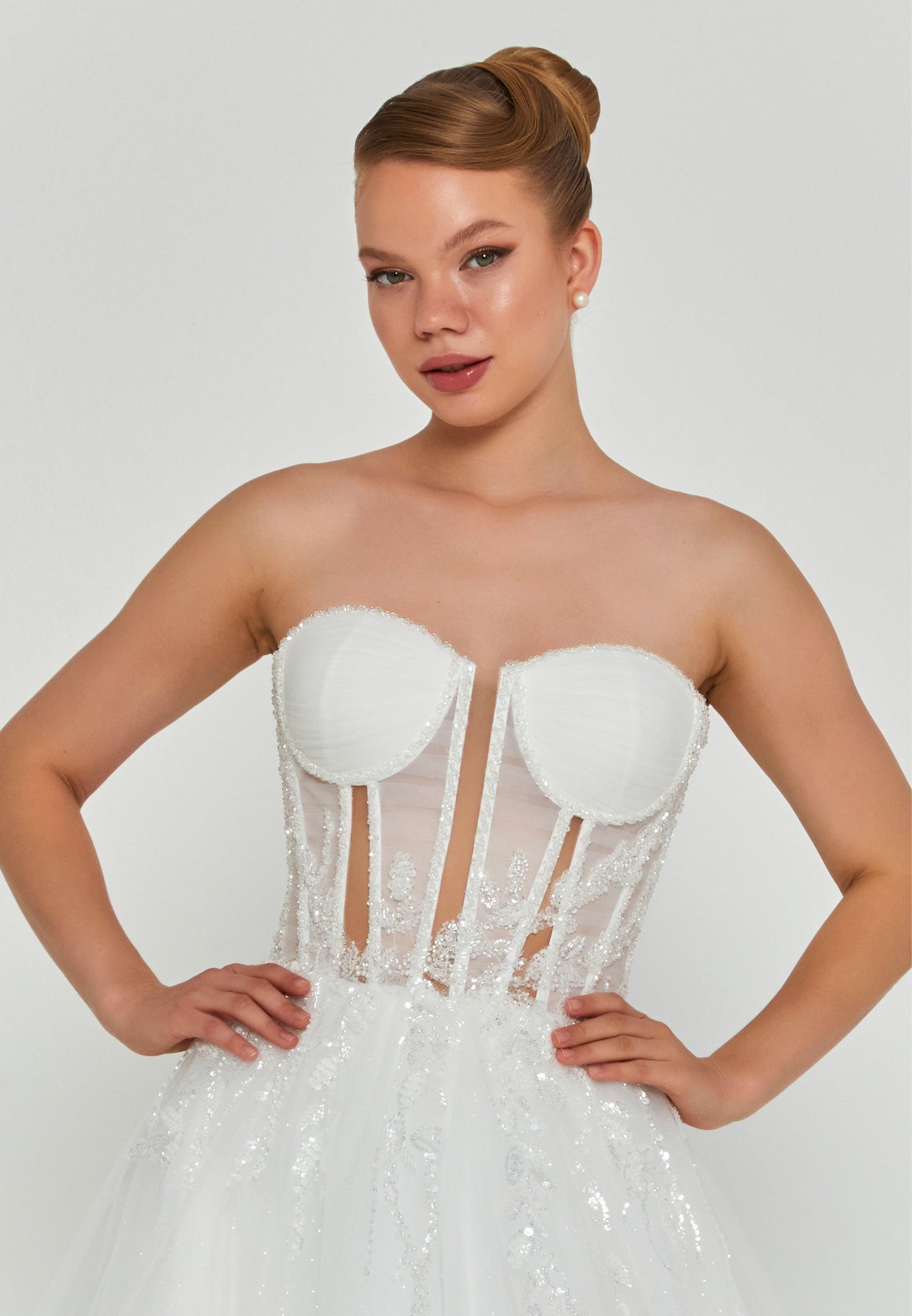 Strapless Maxi Tulle Regular Wedding Dress Unit Price: €200