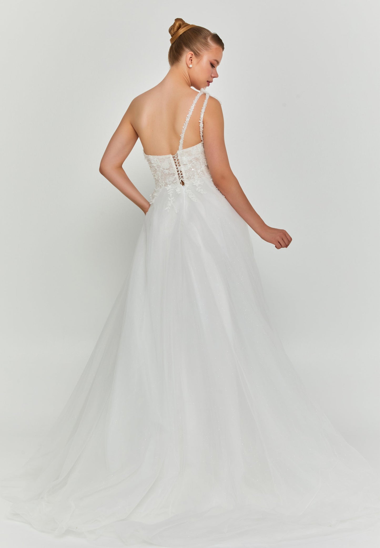 One Shoulder Maxi Tulle Regular Wedding Dress Unit Price: €210
