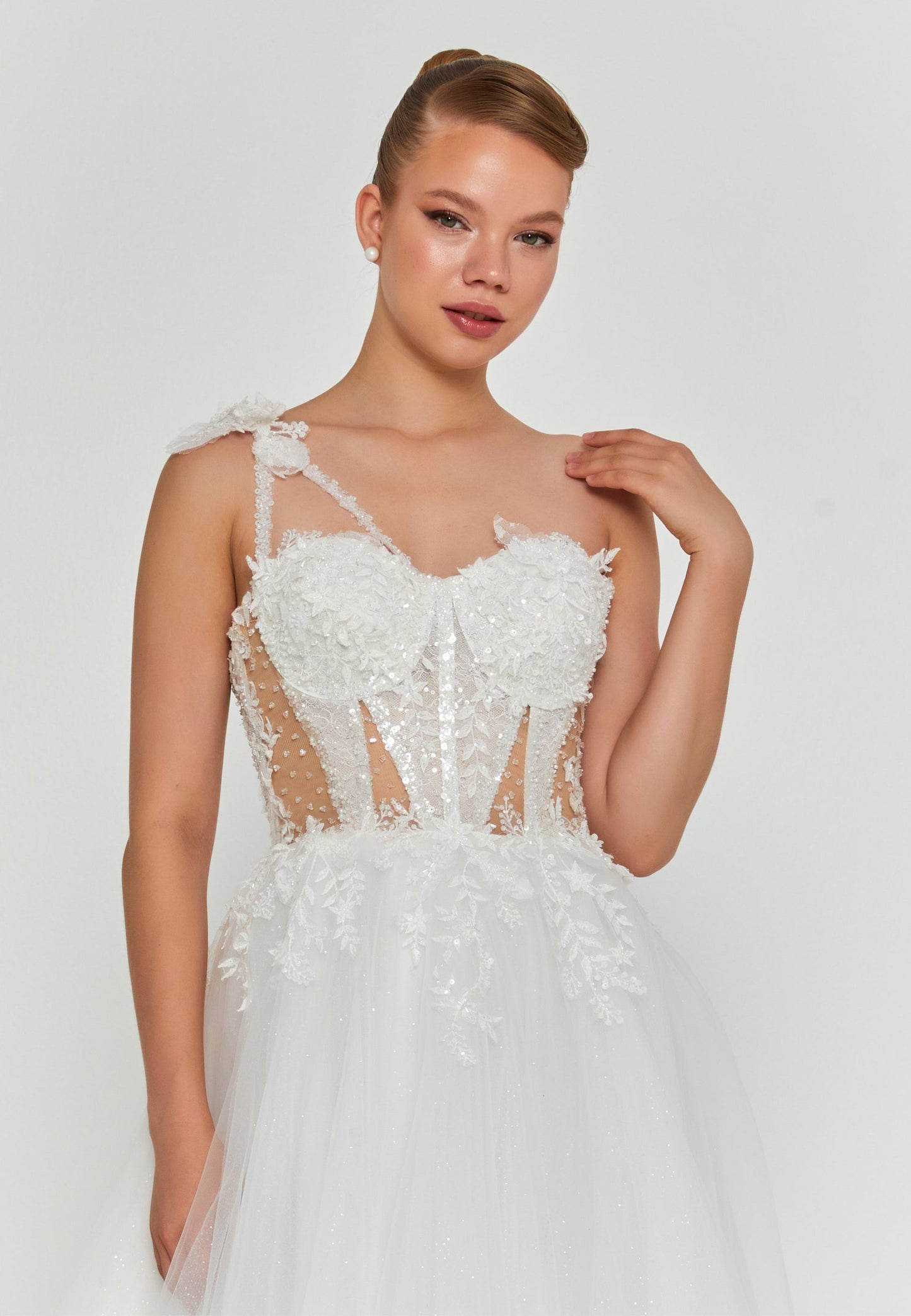 One Shoulder Maxi Tulle Regular Wedding Dress Unit Price: €210