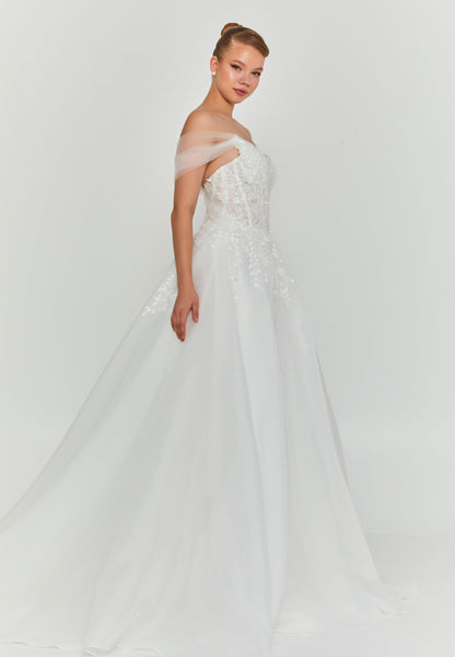 Off Shoulder Maxi Polyester Regular Wedding Dress Unit Price: €210