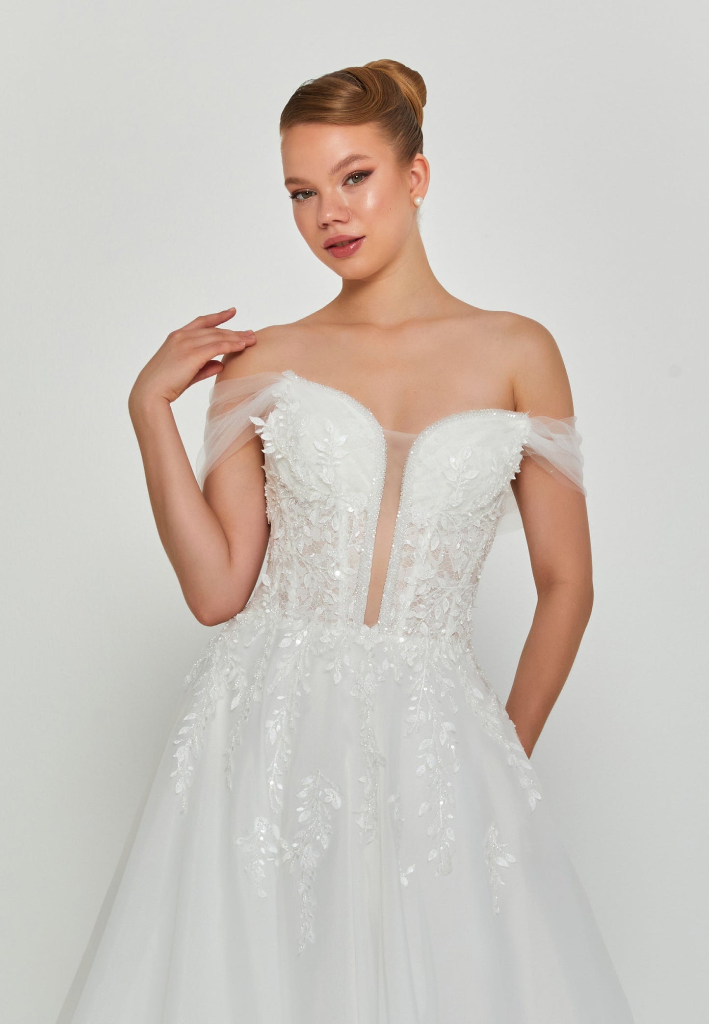 Off Shoulder Maxi Polyester Regular Wedding Dress Unit Price: €210